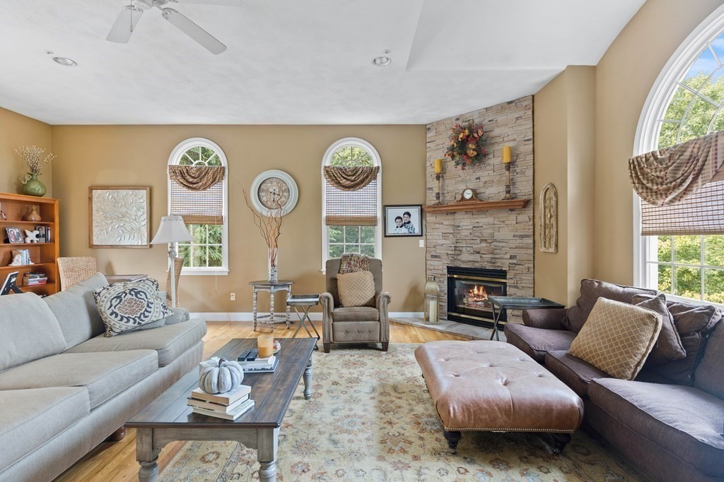31 Butternut Road Wakefield, MA 01880 - Photo 11 of 42 Gallery Image 11