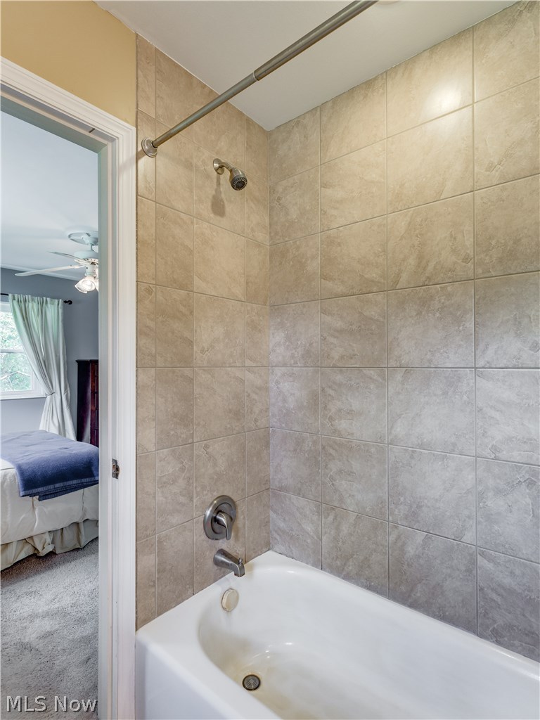 356 Crystal Lake Road Akron, OH 44333 - Photo 6 of 30 Gallery Image 6