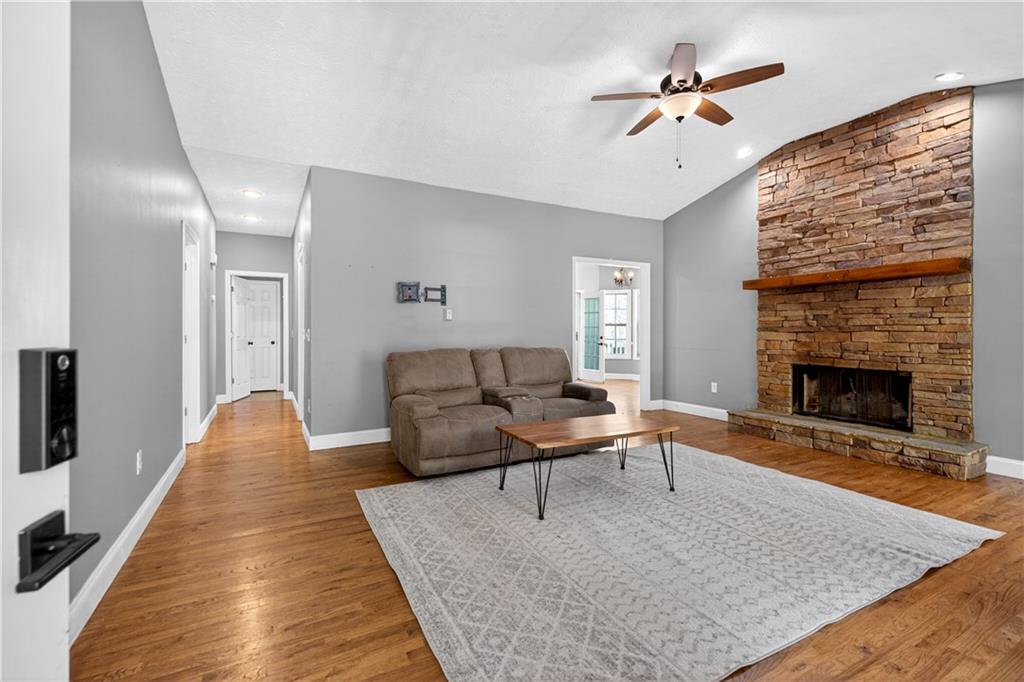 194 Lukes Path Jasper, GA 30143 - Photo 10 of 45