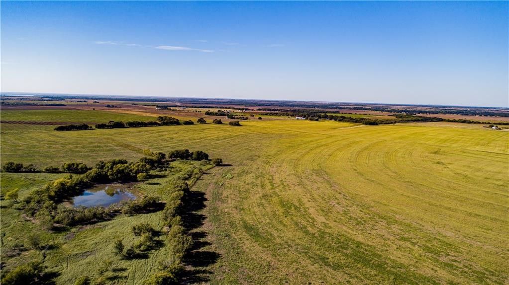 0 Fm 1063 Thorndale, TX 76577 - Photo 7 of 8 a view of an ocean and beach