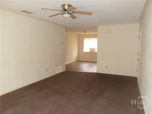 $1,300 | 203 West 58th Street, Savannah, GA 31405