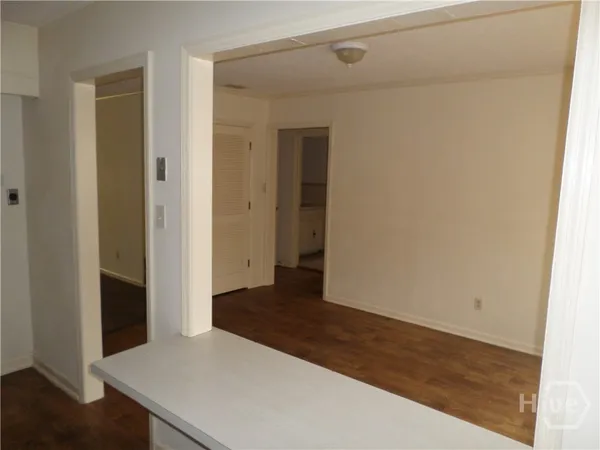 $1,300 | 203 West 58th Street, Savannah, GA 31405