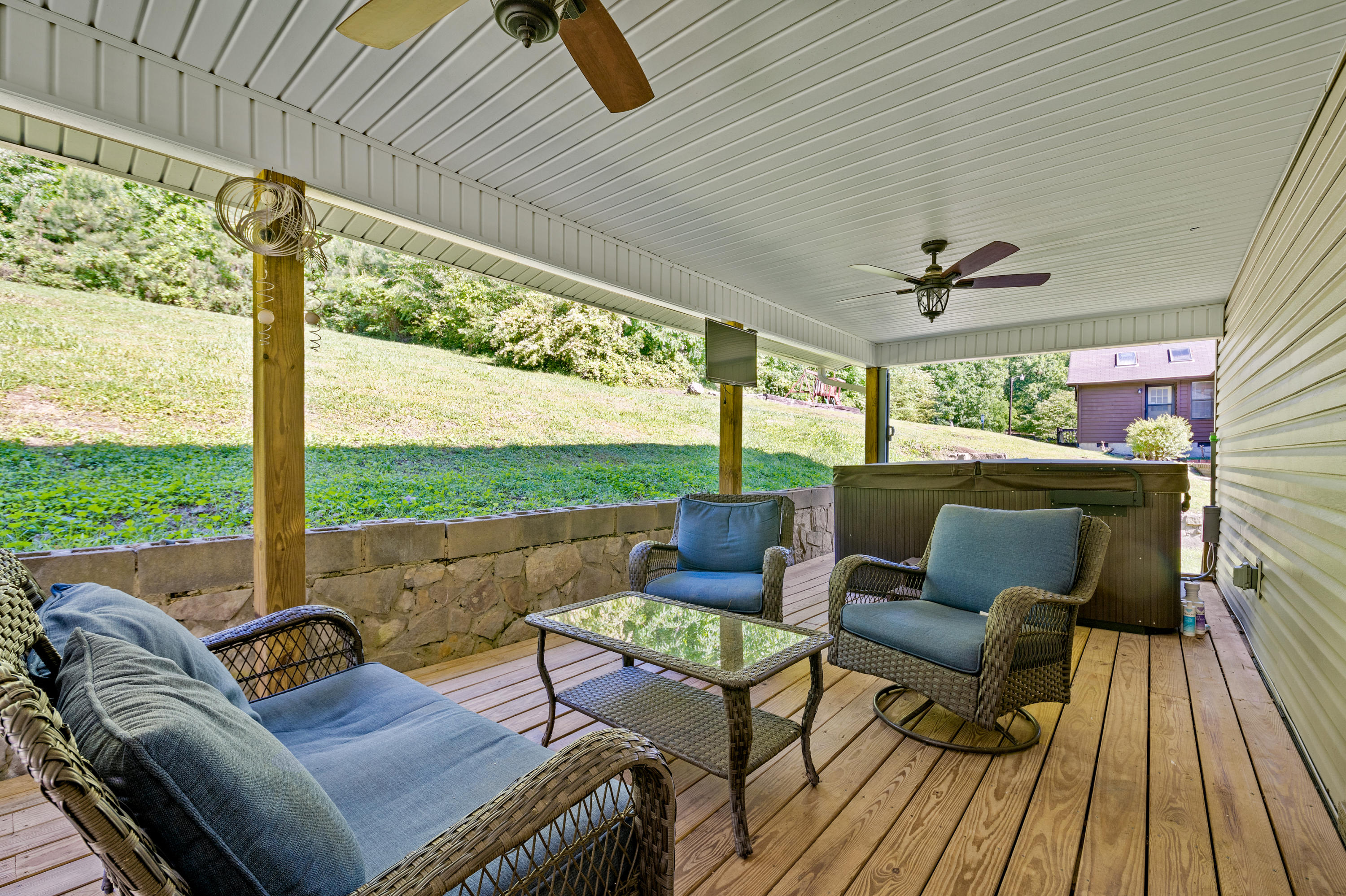 1018 Woodgate Road Ringgold, GA 30736 - Photo 24 of 30 1018-Woodgate-Rd-38