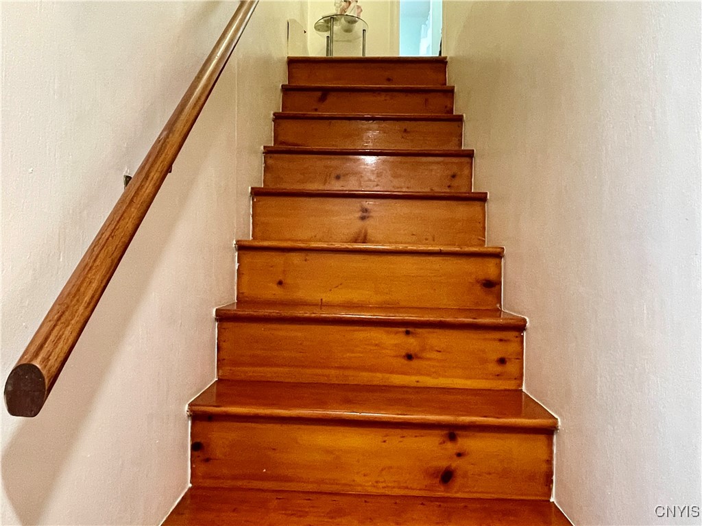 6926 Highway 5 Clinton, NY 13323 - Photo 13 of 50 Primary Residence