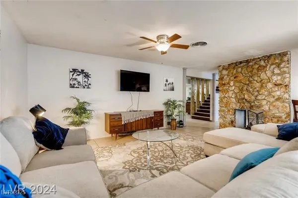 $4,950 | 3847 South Eastern Avenue, Las Vegas, NV 89169