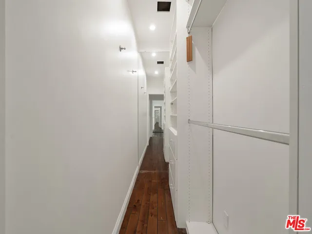 $8,600 | 743 North Orange Drive, Los Angeles, CA 90038