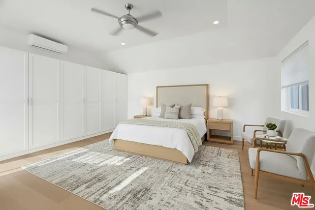 $8,600 | 743 North Orange Drive, Los Angeles, CA 90038