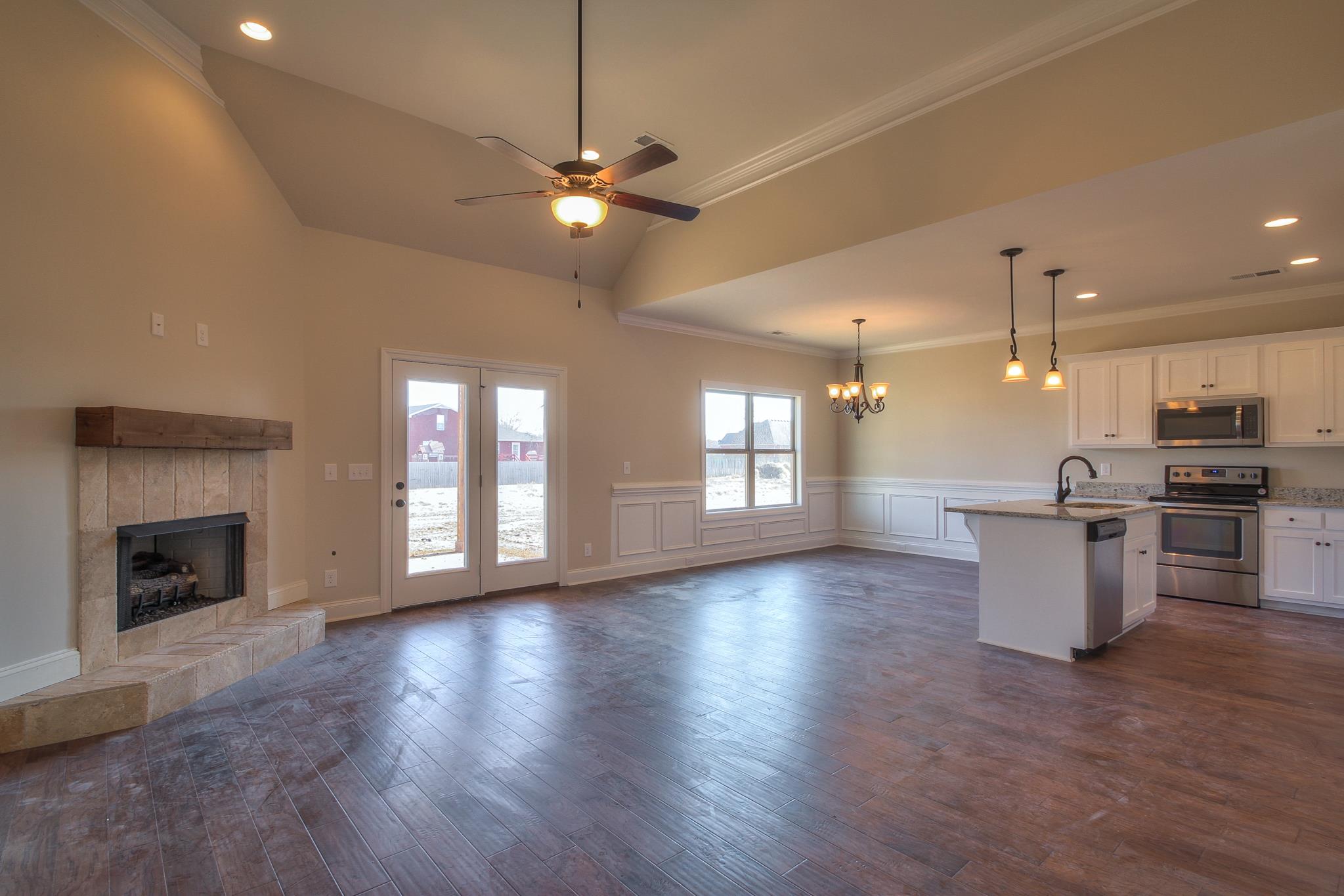 55 Harbor Pointe Lebanon, TN 37087 - Photo 18 of 29 a view of an empty room with kitchen and a window