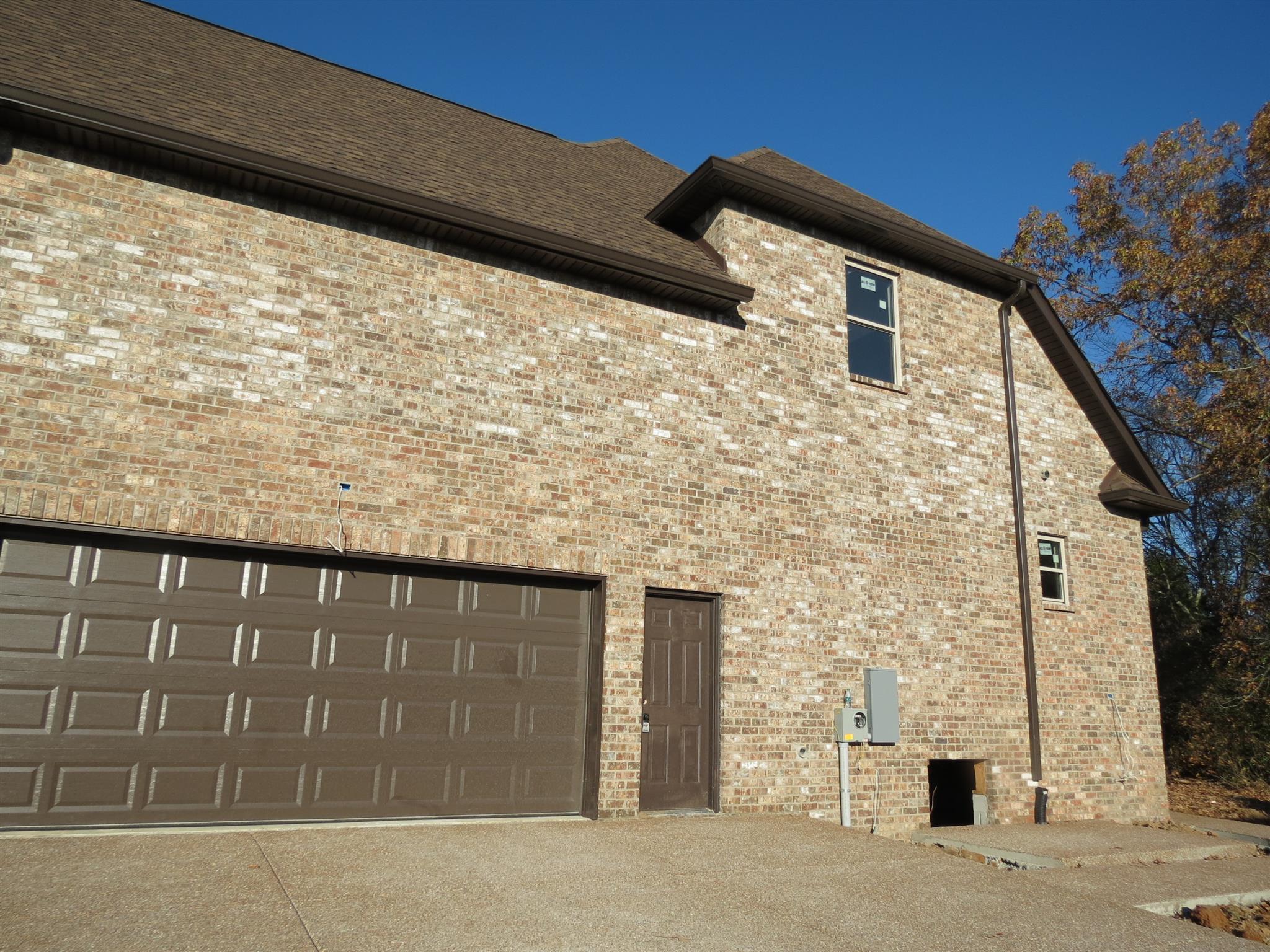 55 Harbor Pointe Lebanon, TN 37087 - Photo 5 of 29 a view of a building