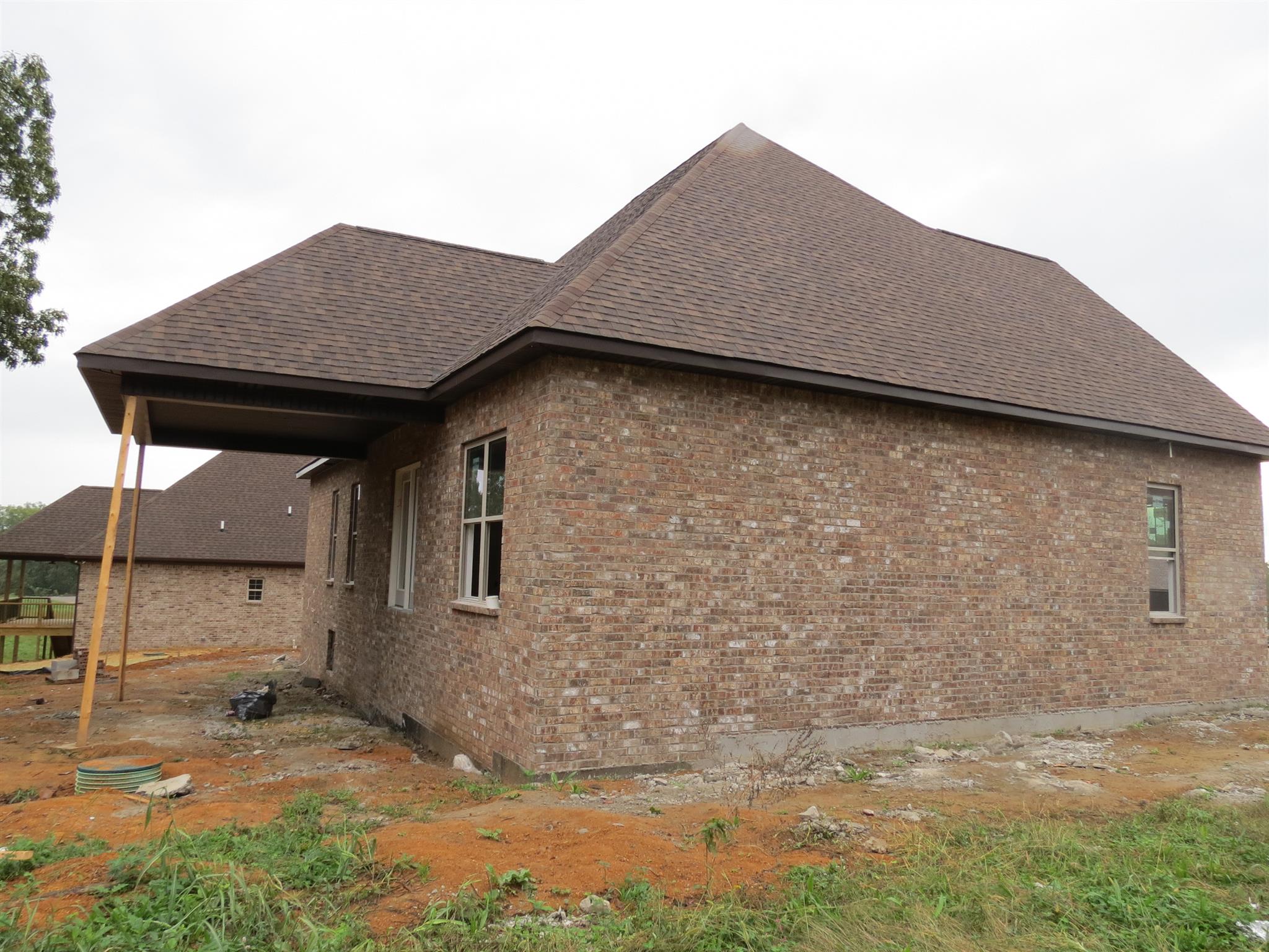 55 Harbor Pointe Lebanon, TN 37087 - Photo 6 of 29 a backyard of a house