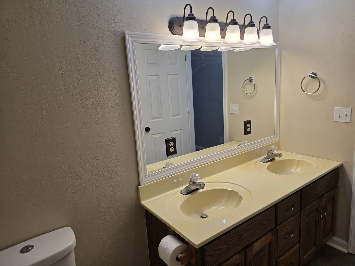 110 Grayson Road Eldorado, IL 62930 - Photo 24 of 33
