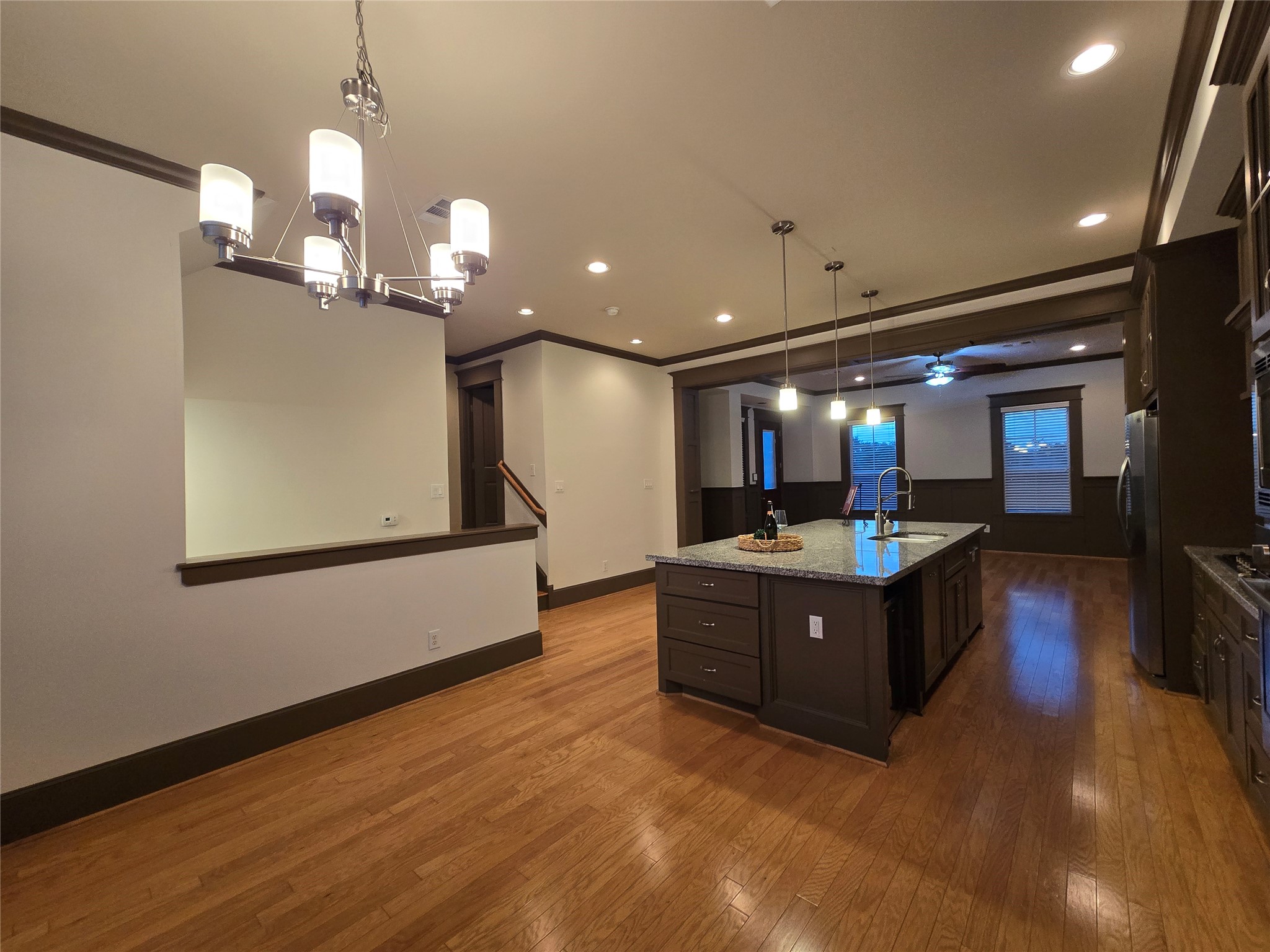 855 Mathis Street Houston, TX 77009 - Photo 6 of 28