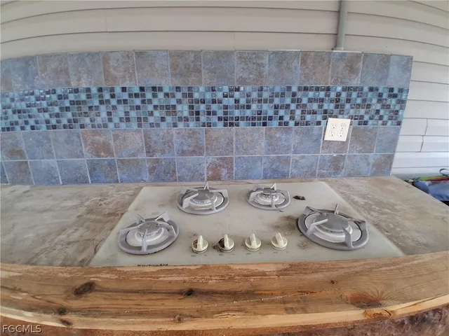 $576,000 | 13371 Navel Avenue, Clewiston, FL 33440