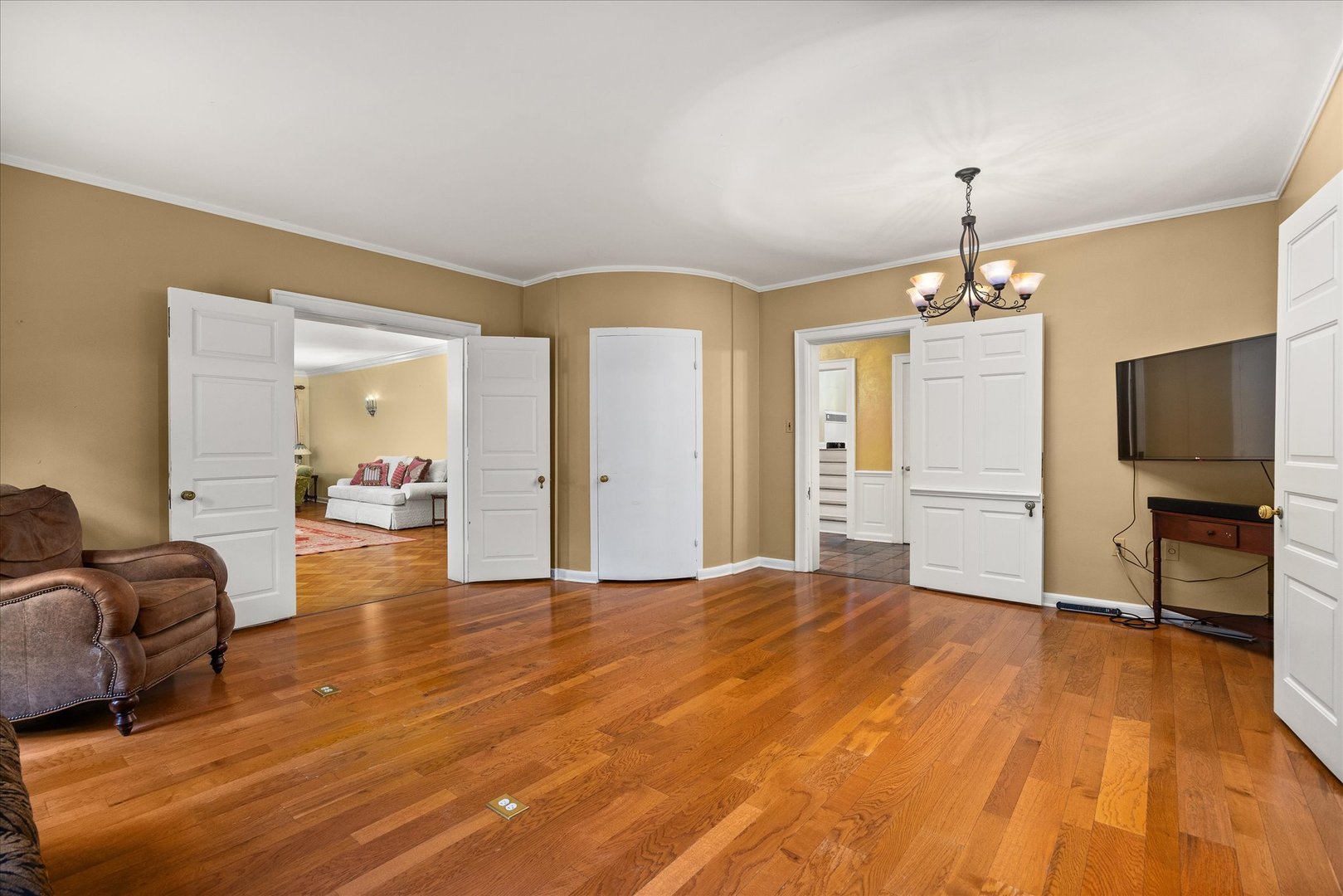 2221 Twin Oak Road Peru, IL 61354 - Photo 32 of 82 Gallery Image 32