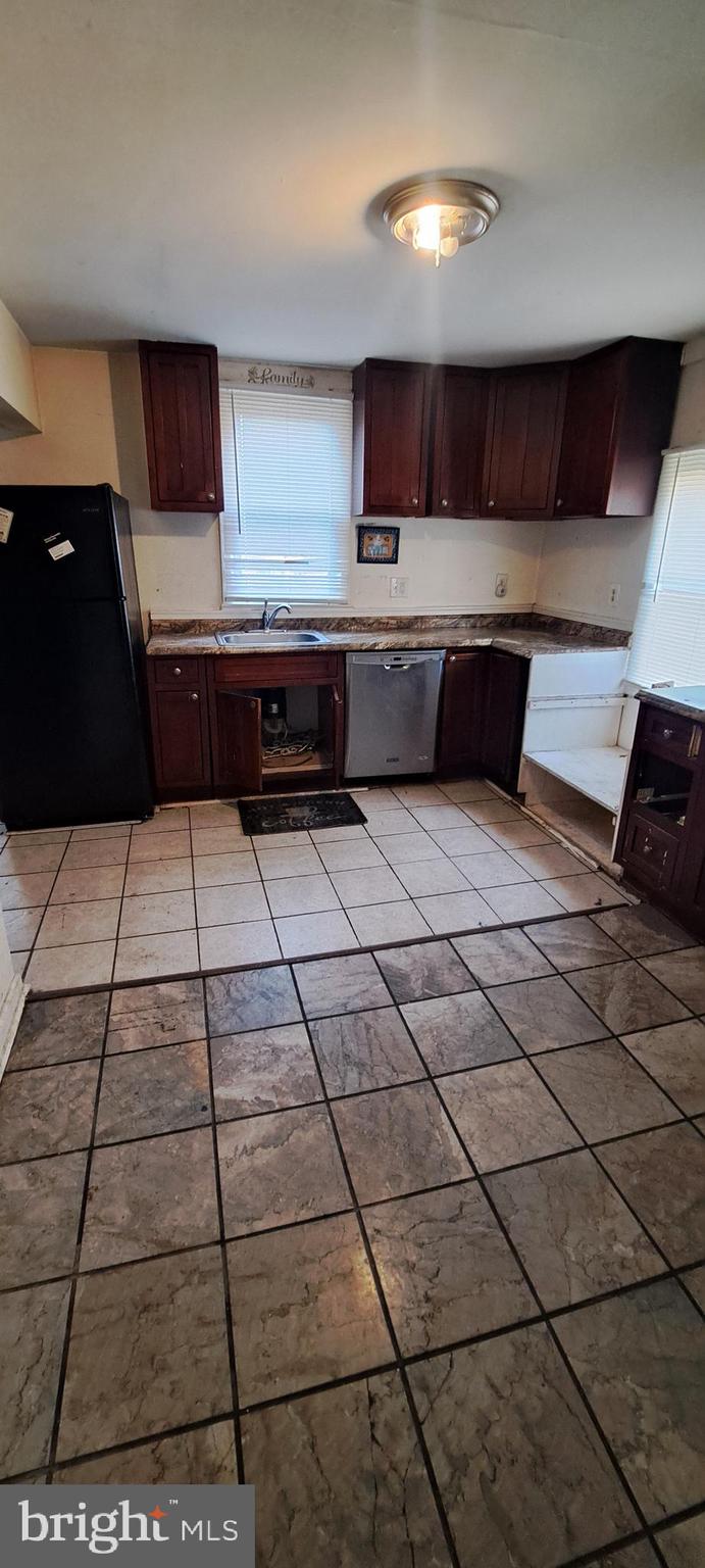 6408 L Street Capitol Heights, MD 20743 - Photo 2 of 5