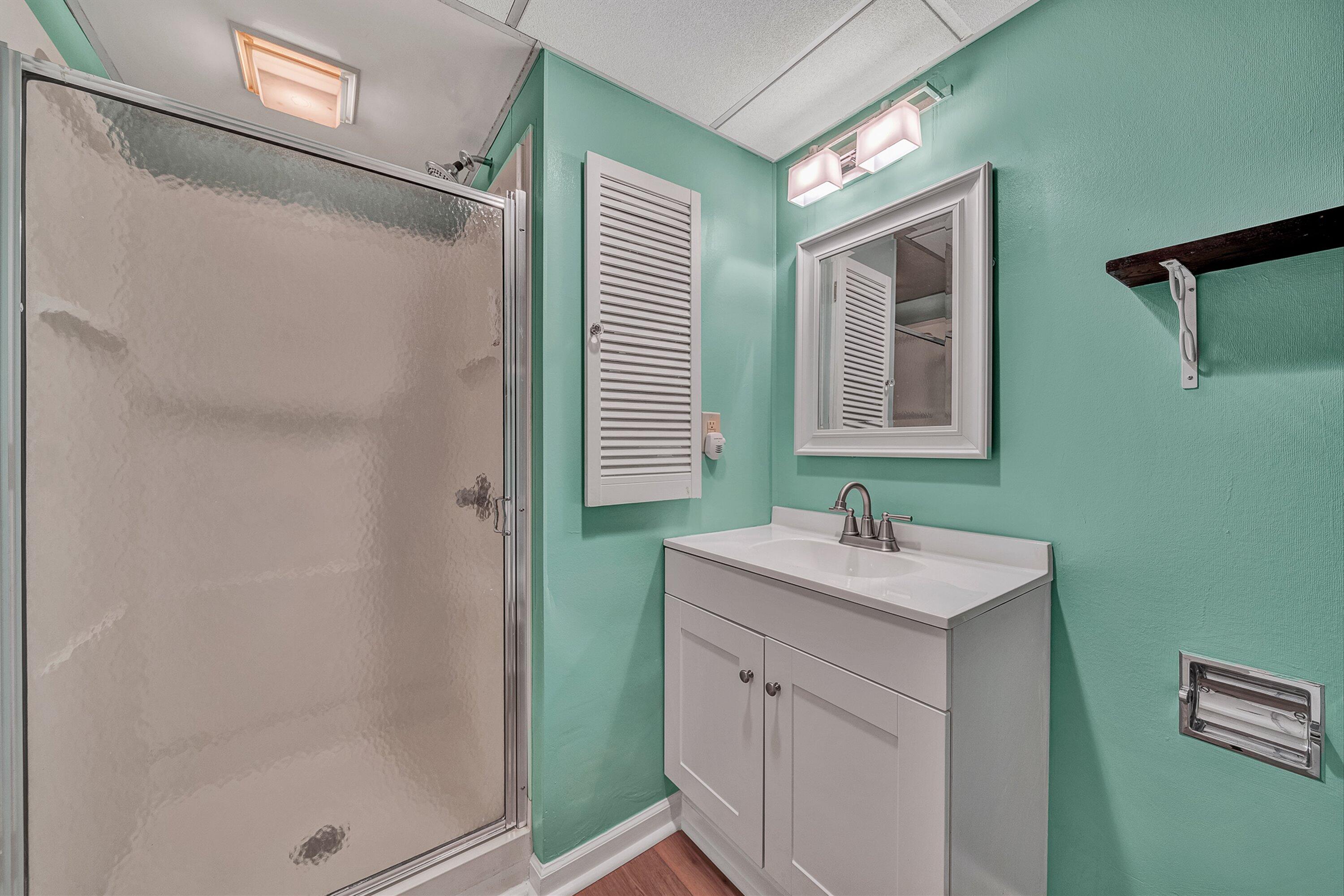 3207 White Oak Road Southwest Roanoke, VA 24014 - Photo 48 of 86 Basement bath