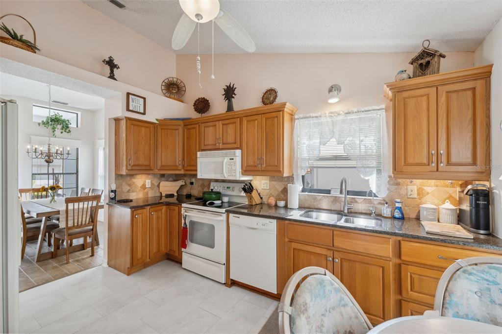 3254 Lori Lane New Port Richey, FL 34655 - Photo 11 of 62