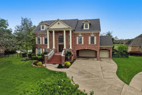 $665,000 | 2006 Summerland Court, Richmond, TX 77406