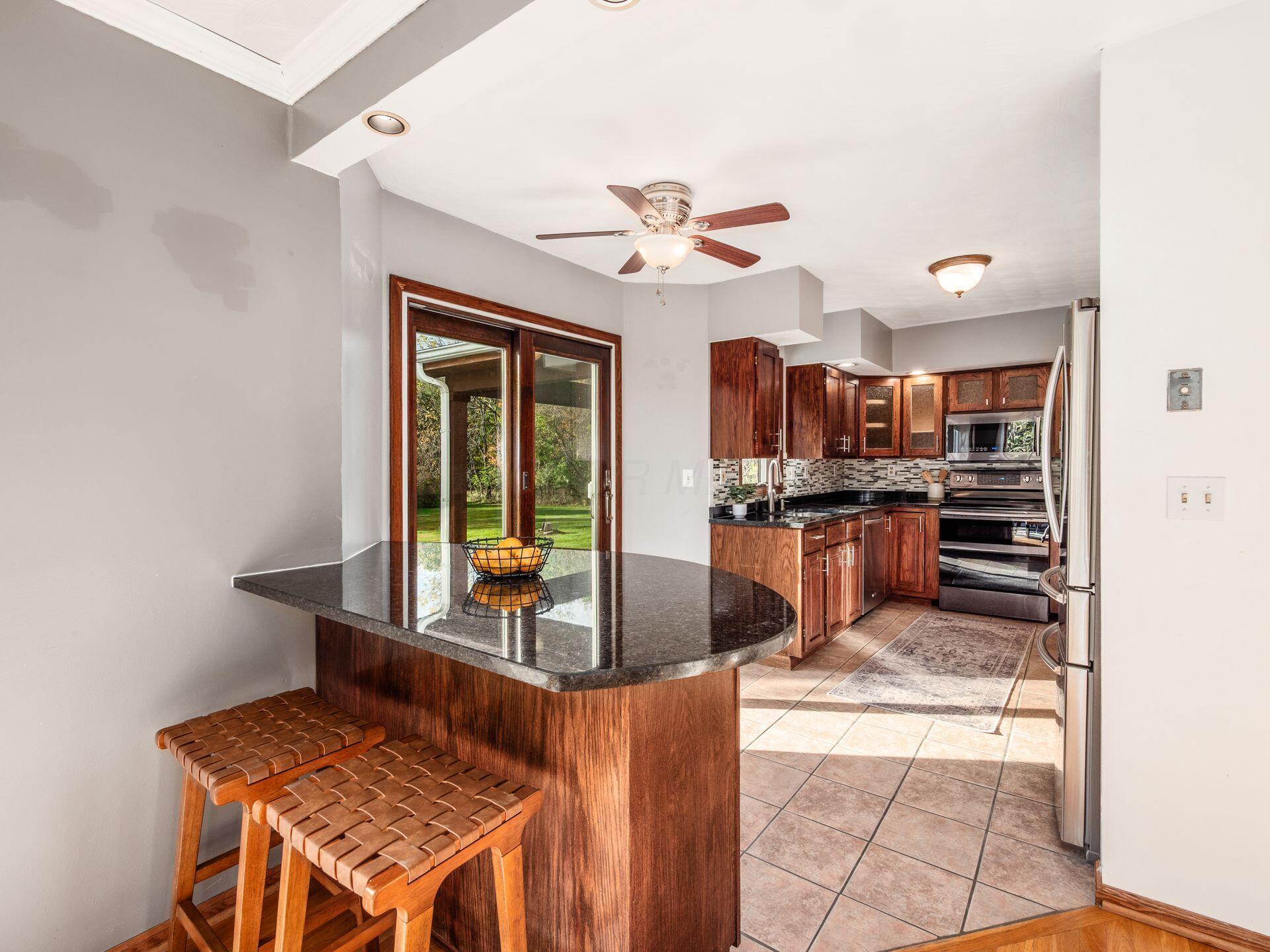4980 Red Bank Road Galena, OH 43021 - Photo 18 of 83 Kitchen