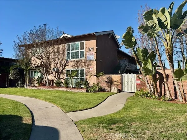 $1,995 | 1811 West Sallie Lane, Unit 7, Anaheim, CA 92804