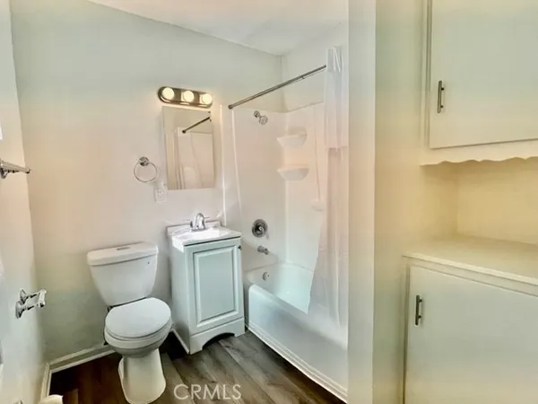 $1,995 | 1811 West Sallie Lane, Unit 7, Anaheim, CA 92804