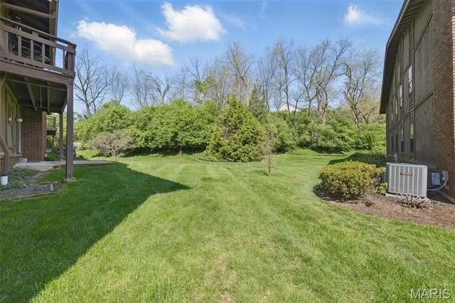 $249,900 | 2037 Trailcrest Lane, Unit 7, St. Louis, MO 63122