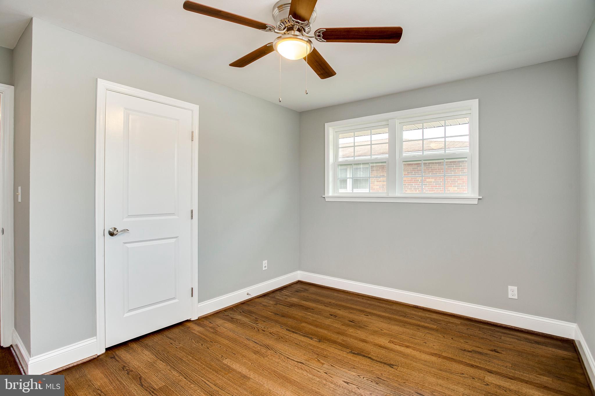 717 Beverly Road Dundalk, MD 21222 - Photo 24 of 35