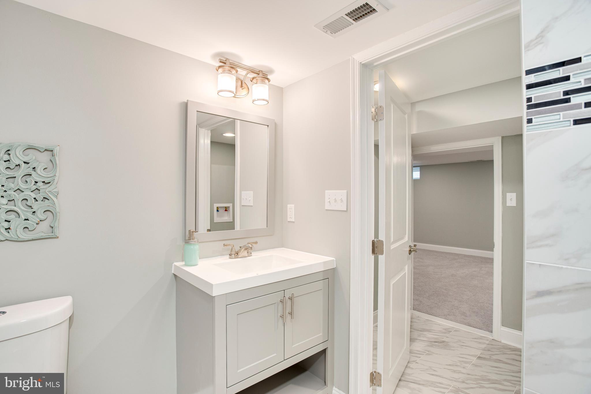 717 Beverly Road Dundalk, MD 21222 - Photo 29 of 35