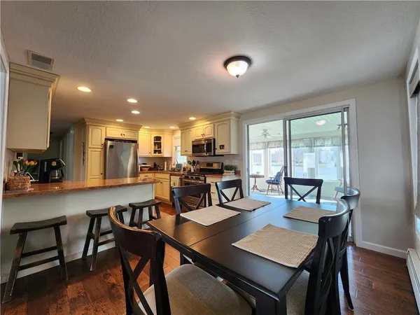 $850,000 | 670 Latonka Drive, Mercer, PA 16137