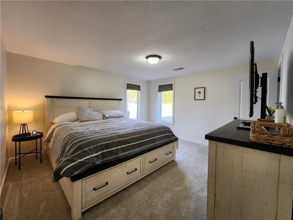 $850,000 | 670 Latonka Drive, Mercer, PA 16137