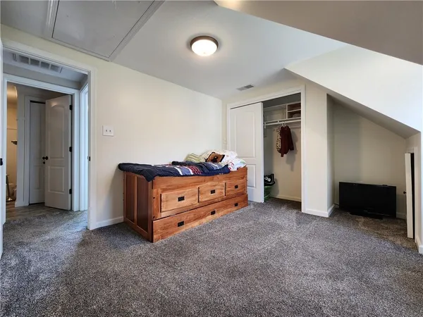 $850,000 | 670 Latonka Drive, Mercer, PA 16137