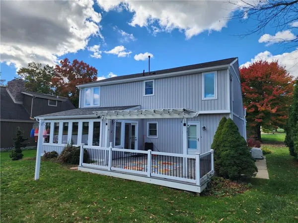 $850,000 | 670 Latonka Drive, Mercer, PA 16137