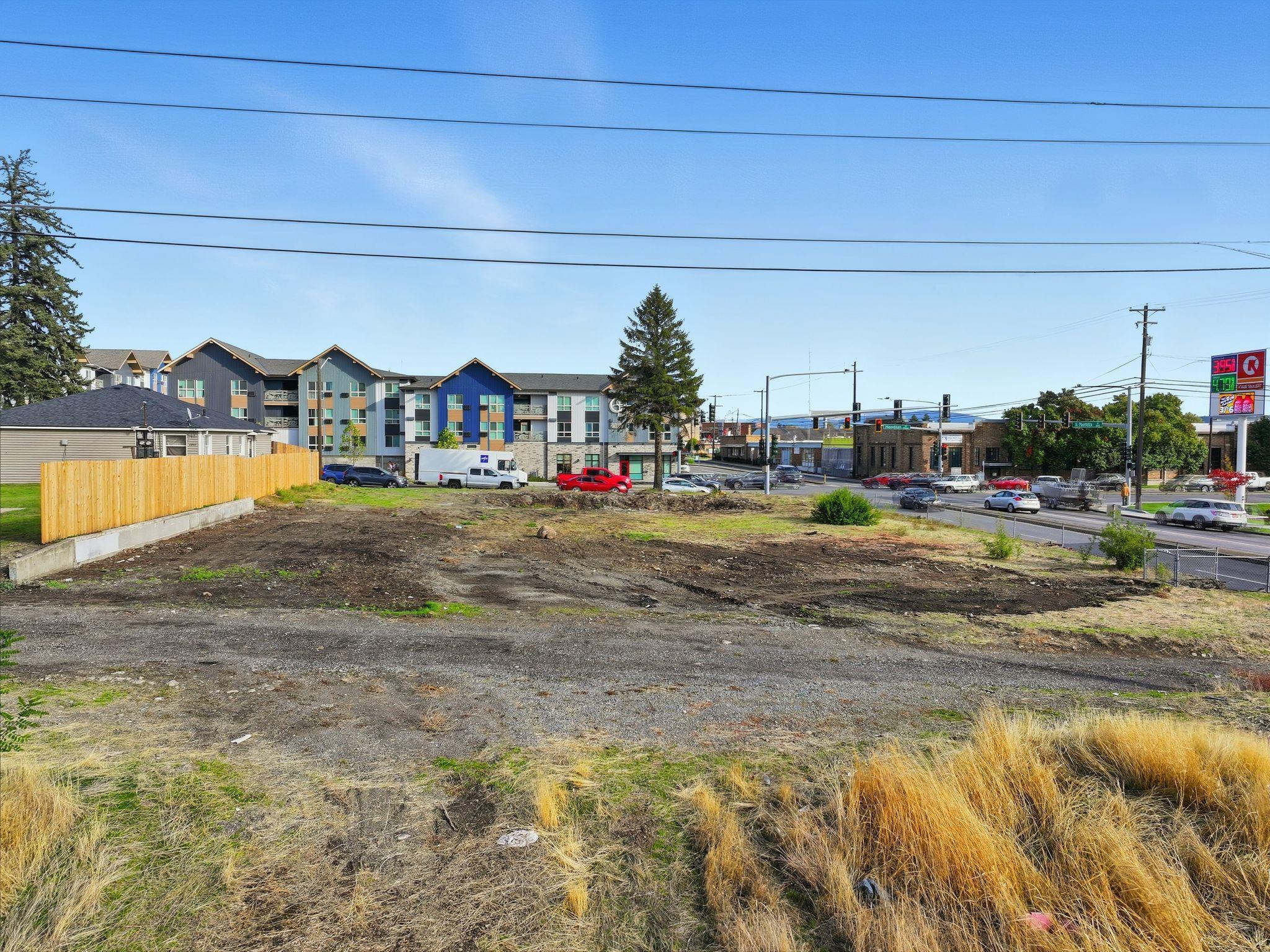 817 East North Foothills Drive Spokane, WA 99207 - Photo 6 of 19