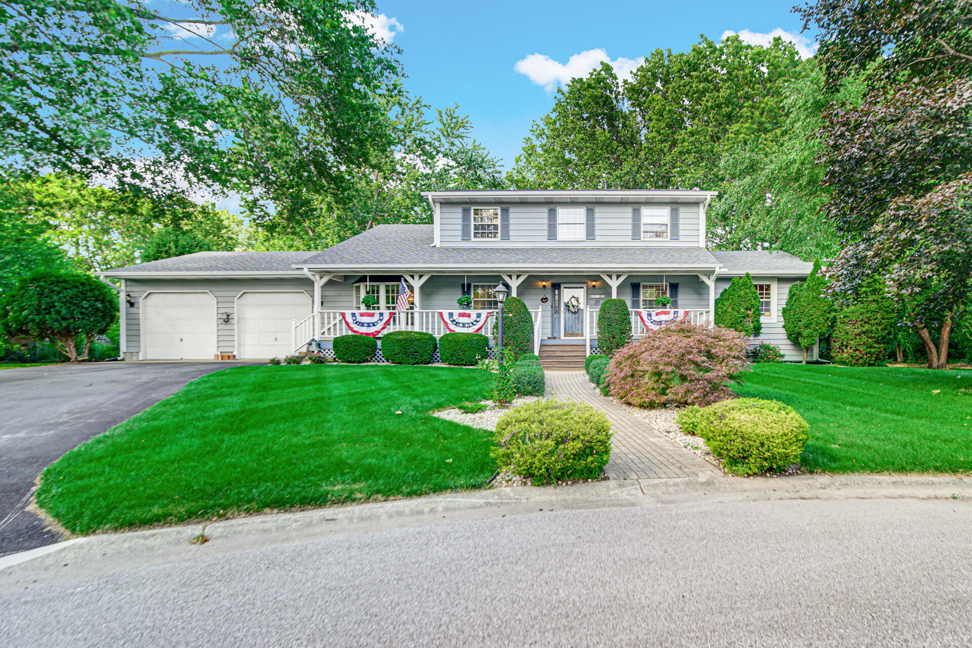 180 Primrose Circle Chesterton, IN 46304 - Photo 1 of 42 1920x1280