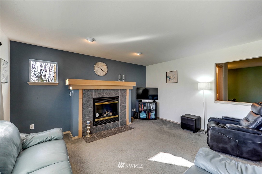 4009 154th Place Southeast Bothell, WA 98012 - Photo 3 of 25