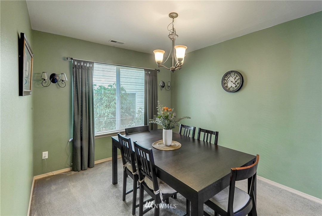4009 154th Place Southeast Bothell, WA 98012 - Photo 6 of 25