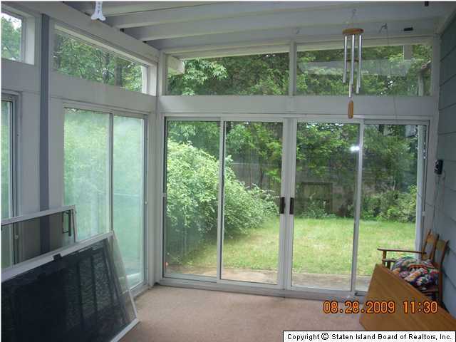 370 London Road Staten Island, NY 10306 - Photo 5 of 5 Additional Photo