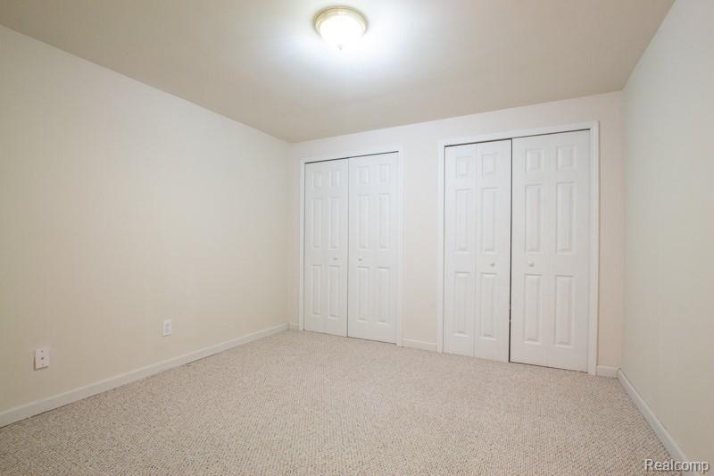 47955 Pavillon Road Canton, MI 48188 - Photo 33 of 53