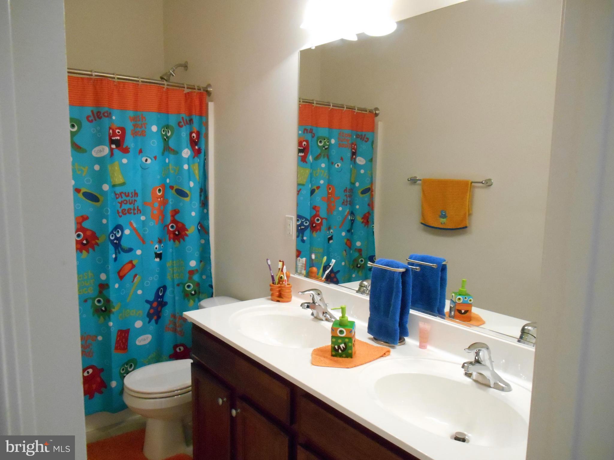 1257 Stallion Street Ranson, WV 25438 - Photo 4 of 15 Bath