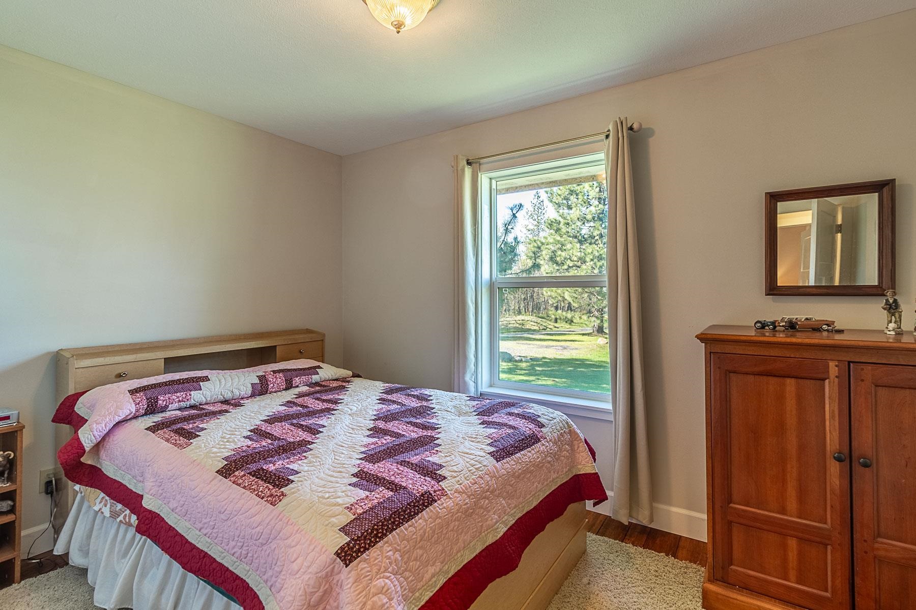 21 West Chattaroy Road Colbert, WA 99005 - Photo 37 of 50 Gallery Image 37