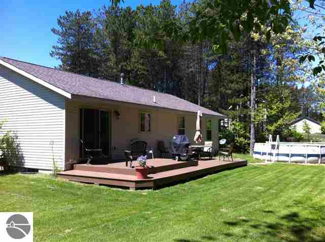 9041 Shorter Lake Road Traverse City, MI 49684 - Photo 11 of 26 1744721-10.JPG