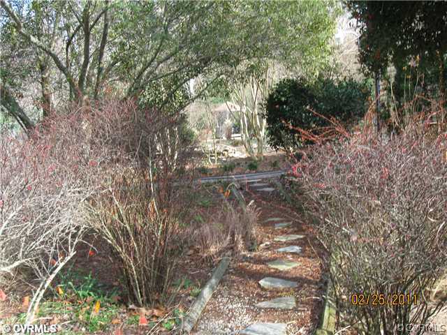 2501 Juniper Road Prince George, VA 23875 - Photo 8 of 8 Yard/Garden - paved walk way