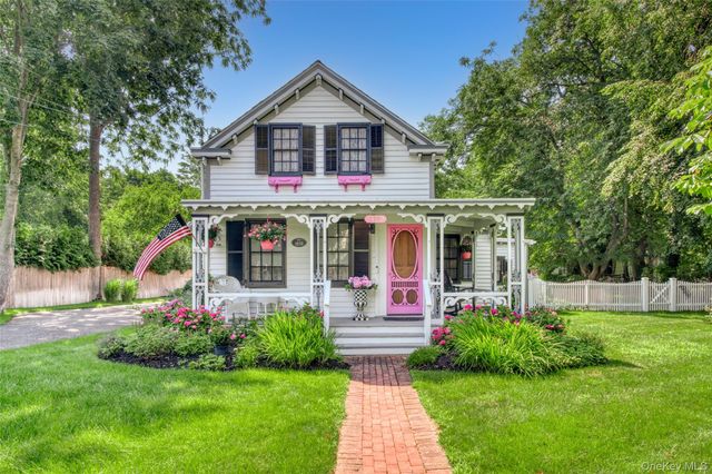 $1,299,000 | 8440 Main Road, East Marion, NY 11939