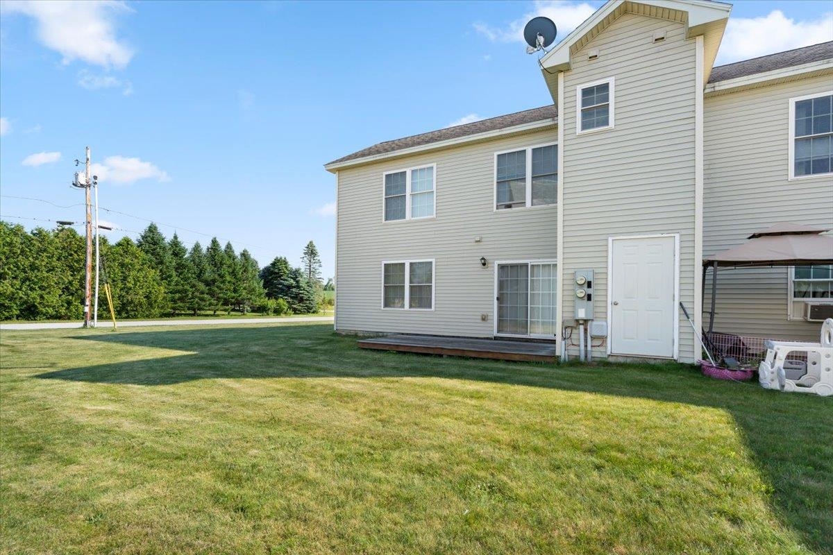 1002 Cook Road Sheldon, VT 05478 - Photo 6 of 35