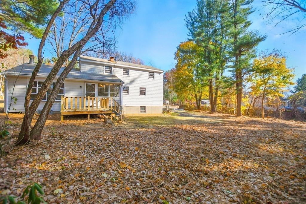 114 Partridge Road Billerica, MA 01821 - Photo 5 of 18