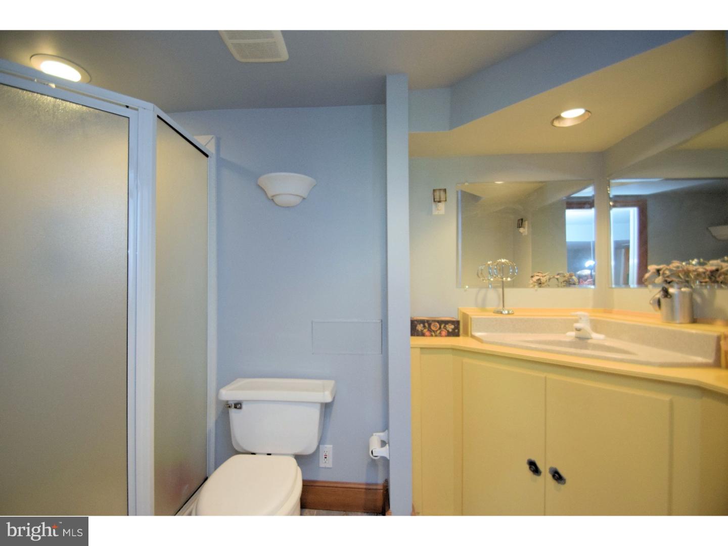 1945 Bremen Road Hatfield, PA 19440 - Photo 23 of 25 Bathroom