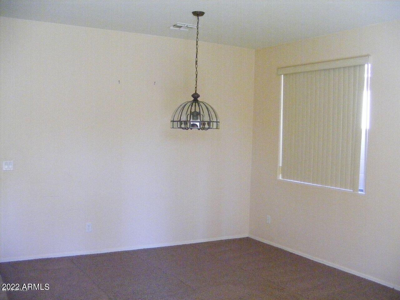 2422 East Darrel Road Phoenix, AZ 85042 - Photo 4 of 6 20121004161422014883000000-o