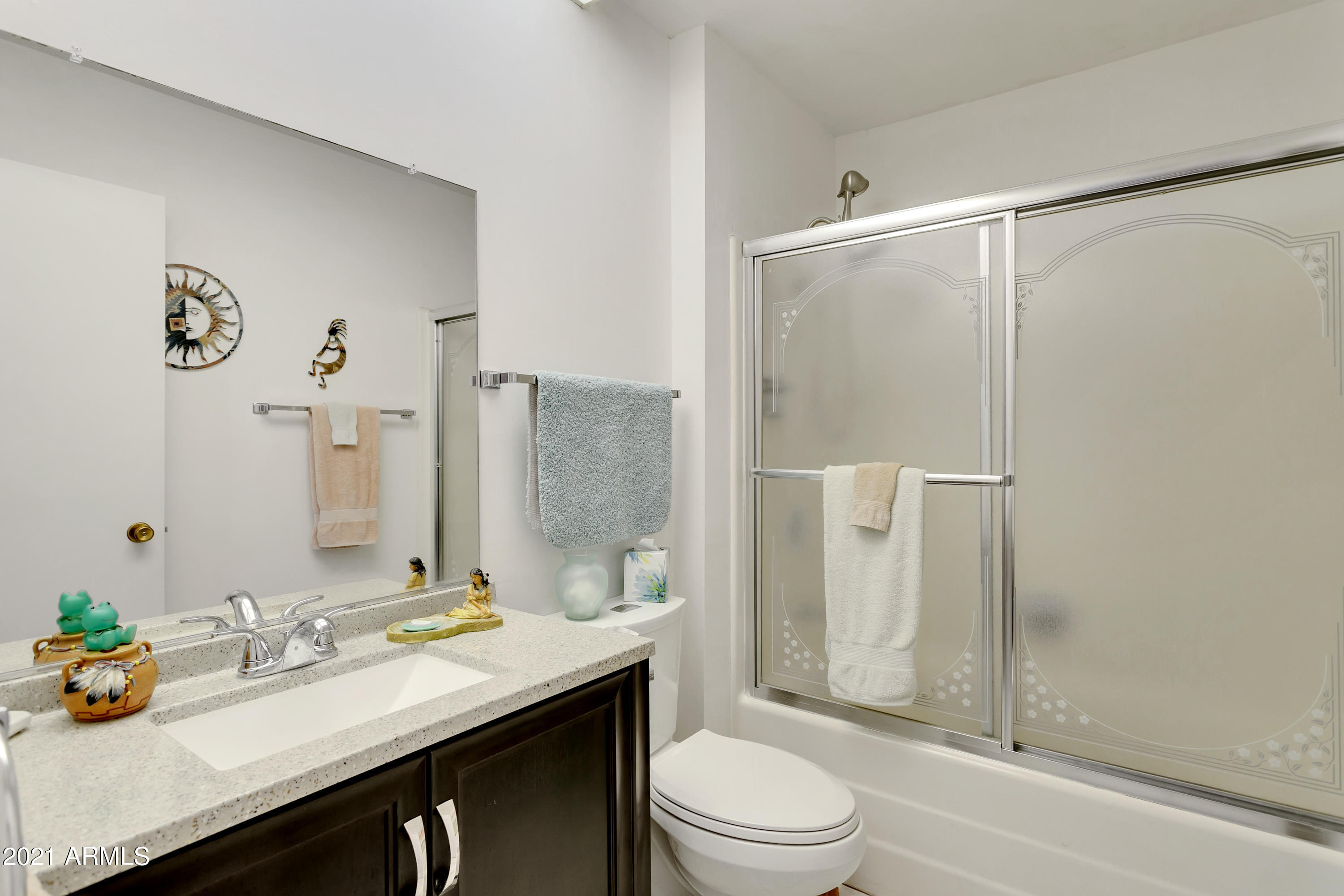 10701 West Hatcher Road Sun City, AZ 85351 - Photo 27 of 32 Bath