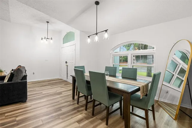 $3,700 | 721 Brittany Park Boulevard, Tarpon Springs, FL 34689