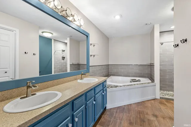 $349,900 | 51948 Winding Waters Lane North, Elkhart, IN 46514